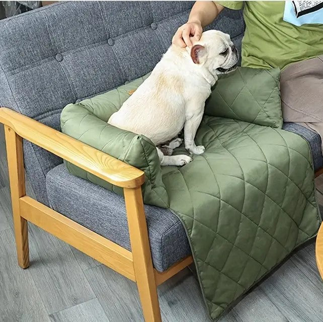 Soft Polyester-Filled Plaid Dog Bed
