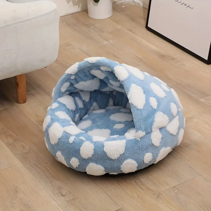 Shell-shaped soft plush pet bed for small dogs
