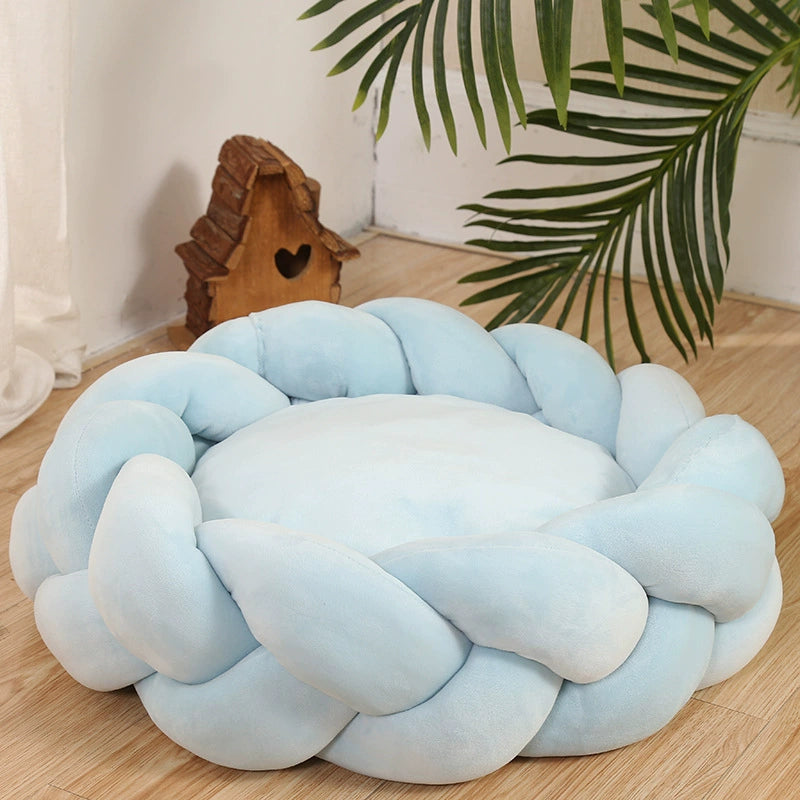 Winter Plush Non Slip Pet Bed for Deep Sleep: Round Knotted Cat & Dog Nest Blue