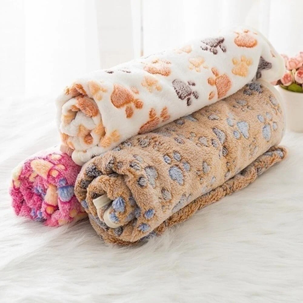 Premium Soft Fluffy Pet Blanket: Cute Cartoon Pattern, Warm & Cozy for Cats & Dogs